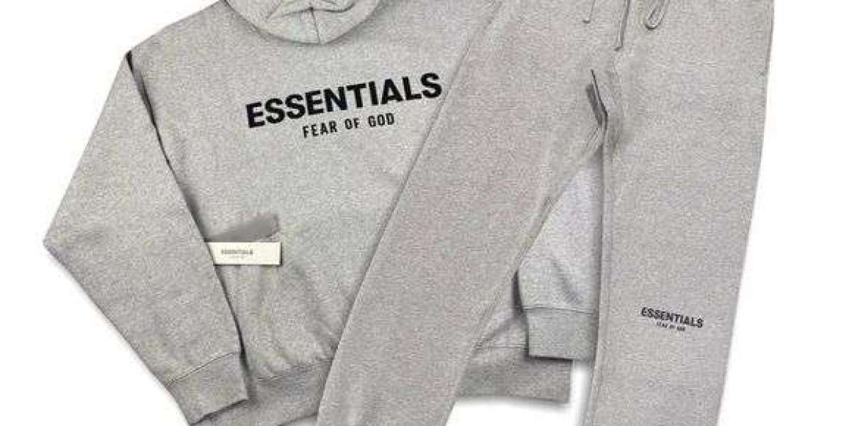 Essential Hoodie Comfort That Never Goes Out of Style