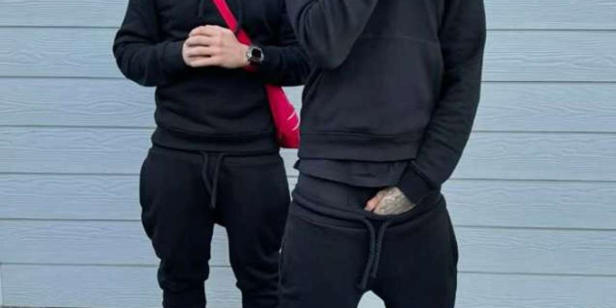Do Syna World Tracksuits Have Moisture-Wicking Technology?