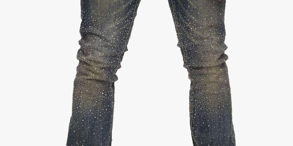 Valabasas Clothing — A Complete Guide to Style, Quality, and the Rise of a Modern Streetwear Icon