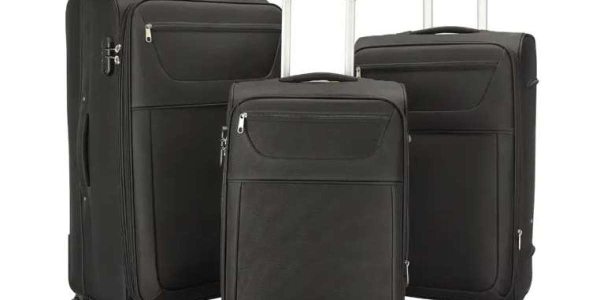 A Lightweight Carry-On Suitcase Takes the Stress Away