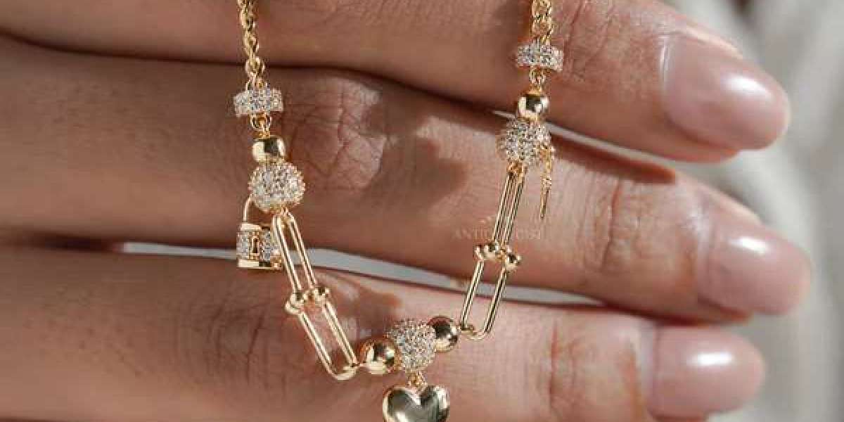 Why a Lab Created Diamonds Tennis Bracelet Never Goes Out of Style