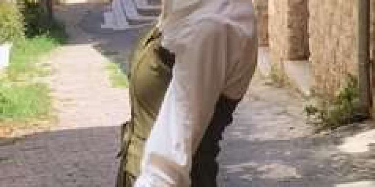 Indian escorts Bukit Bintang	+60132670701