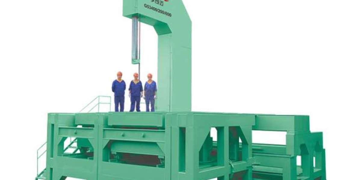 Industrial Applications of Heavy Duty Vertical Band Saw Machines