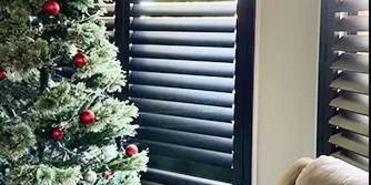 Plantation Shutter Offers Window Versatility