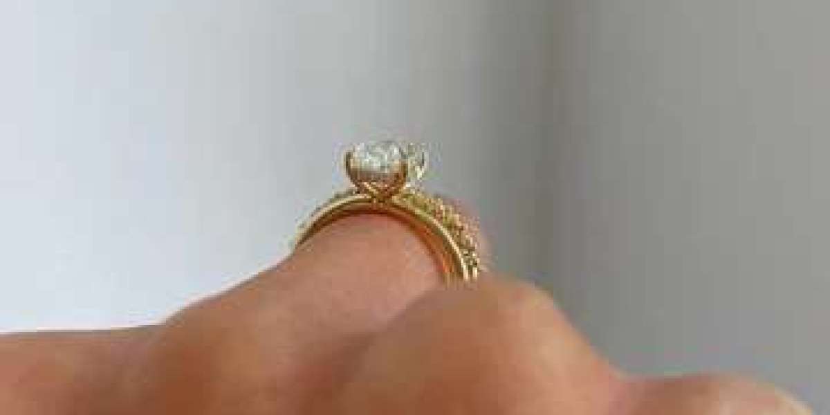 Elegant Diamond Ring Trends Inspired by Minimalist Fashion