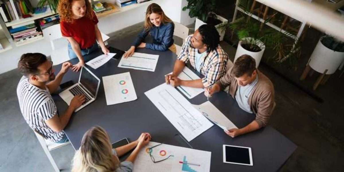 Freelance Web Designer Riyadh: Why SEO-Friendly Web Design Is Important for Business Growth