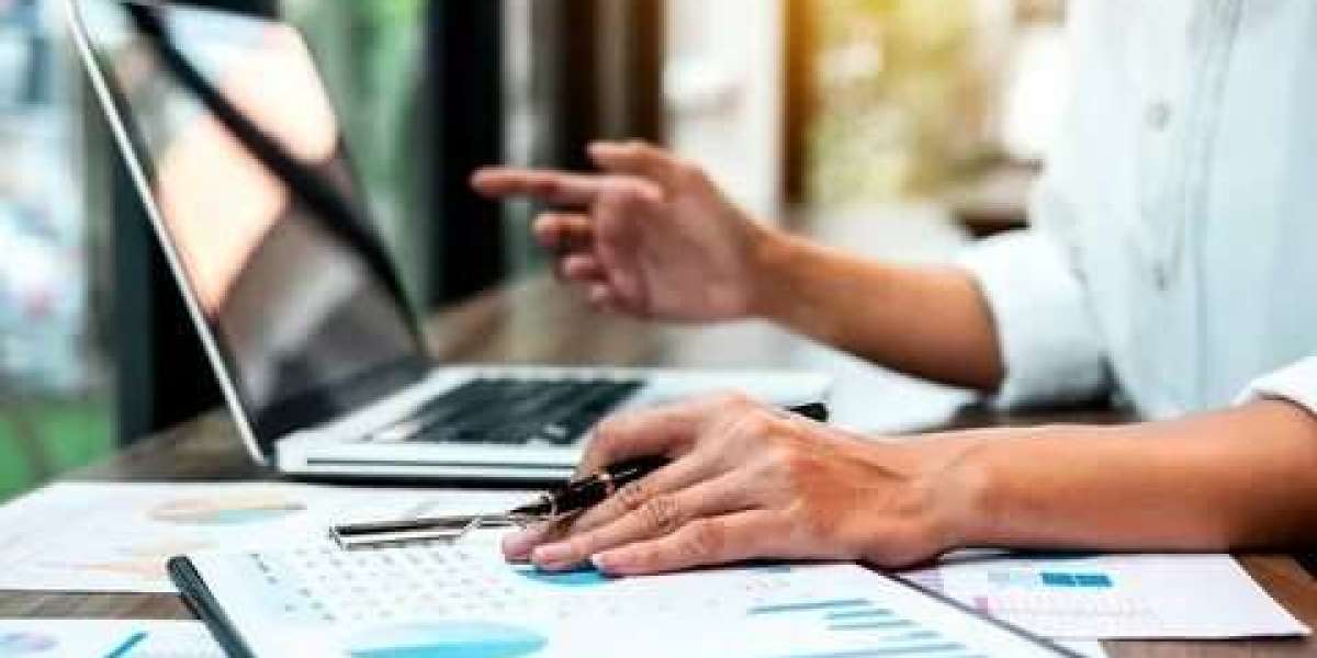 How Accountants in Dubai Support Compliance and Reporting Requirements
