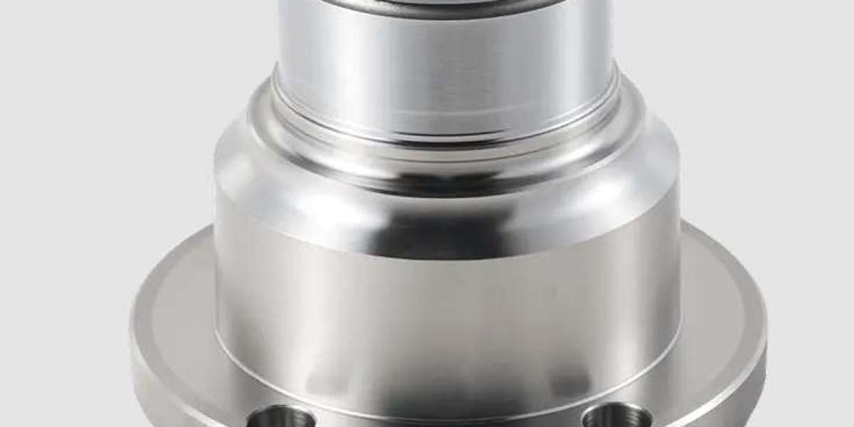 What Does Flange Wear Reveal About Drivetrain Load?