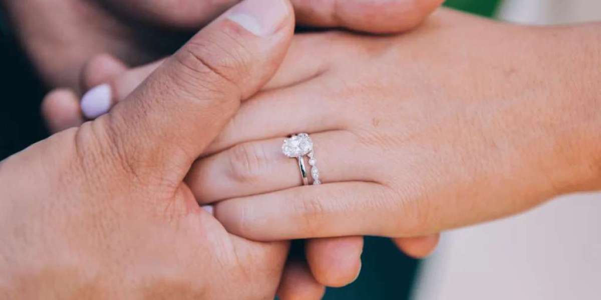 Luxury Redefined with Oval Engagement Rings and 3 Carat Diamonds Ring
