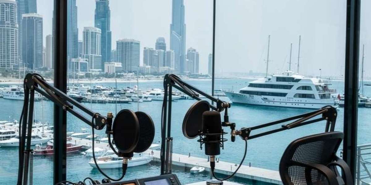 Start Your Podcast in Dubai With Professional Studio Support