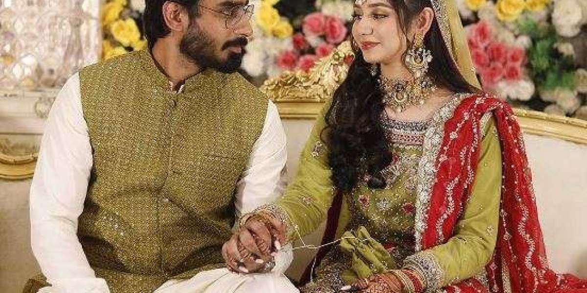 Female Photographer in Lahore | Professional Wedding, Portrait & Event Photography