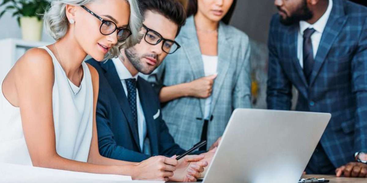 Entry-Level Finance Jobs in Europe for Asian Graduates