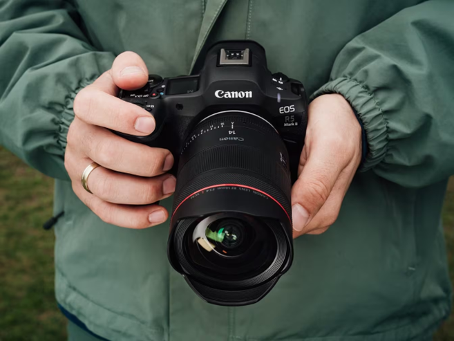 Top 7 Features of Canon RF 14mm f/1.4L VCM Lens