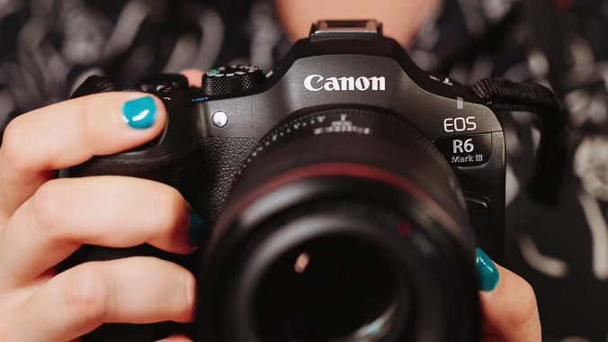 Why Canon Is Trusted by Professional Photographers