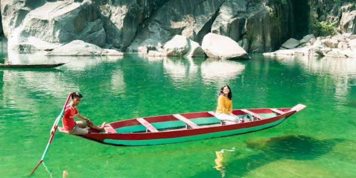 Meghalaya Tour Package for Nature Lovers: Explore the Hidden Beauty of Northeast India