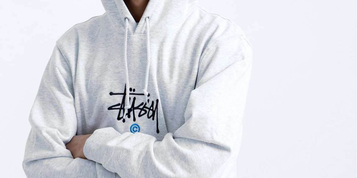 The Timeless Appeal of Stüssy and the Iconic Stussy Hoodie