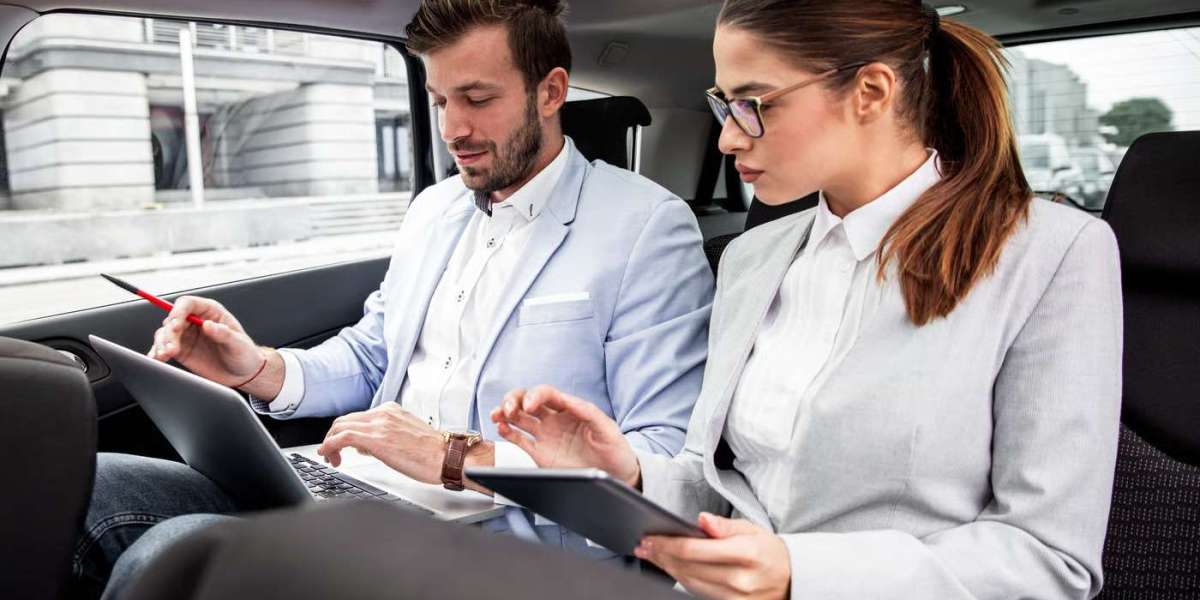 Luxury Corporate Transportation: A Comfortable and Professional Choice for Business Travel