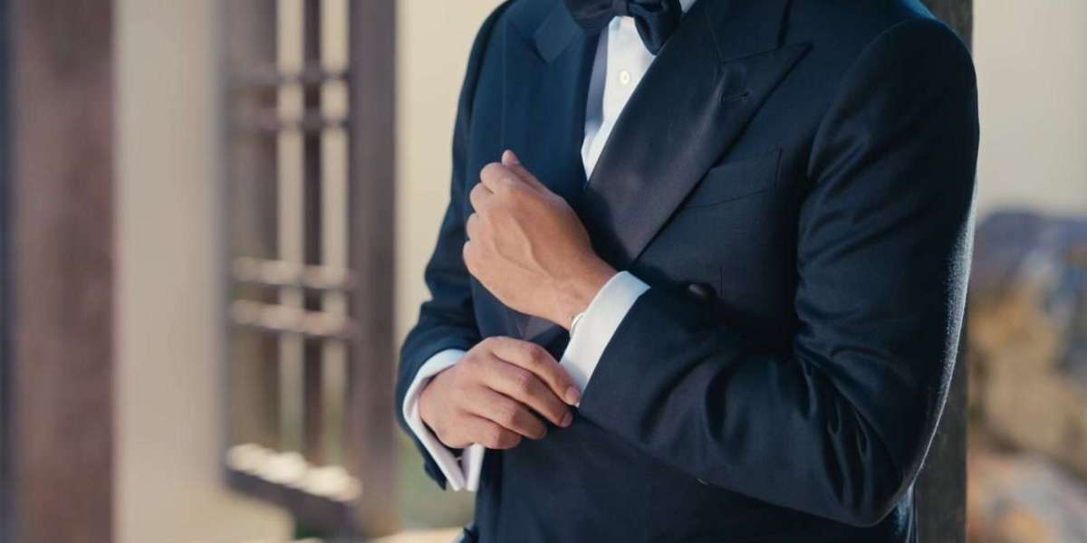 Bespoke Suits Arlington, VA: Personalized Craftsmanship for a Distinctive Fit