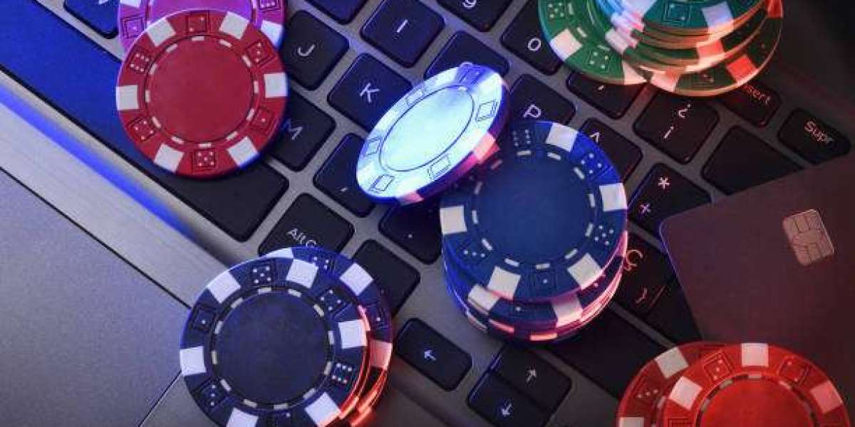 RAJABANDOT: Mengenal Platform Digital dan Pentingnya Penggunaan Internet yang Bijak