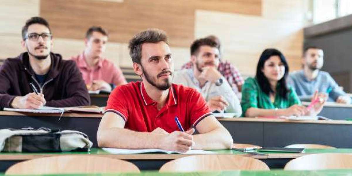 CLAT Classes in Delhi Offering Structured Learning and Comprehensive Entrance Exam Preparation