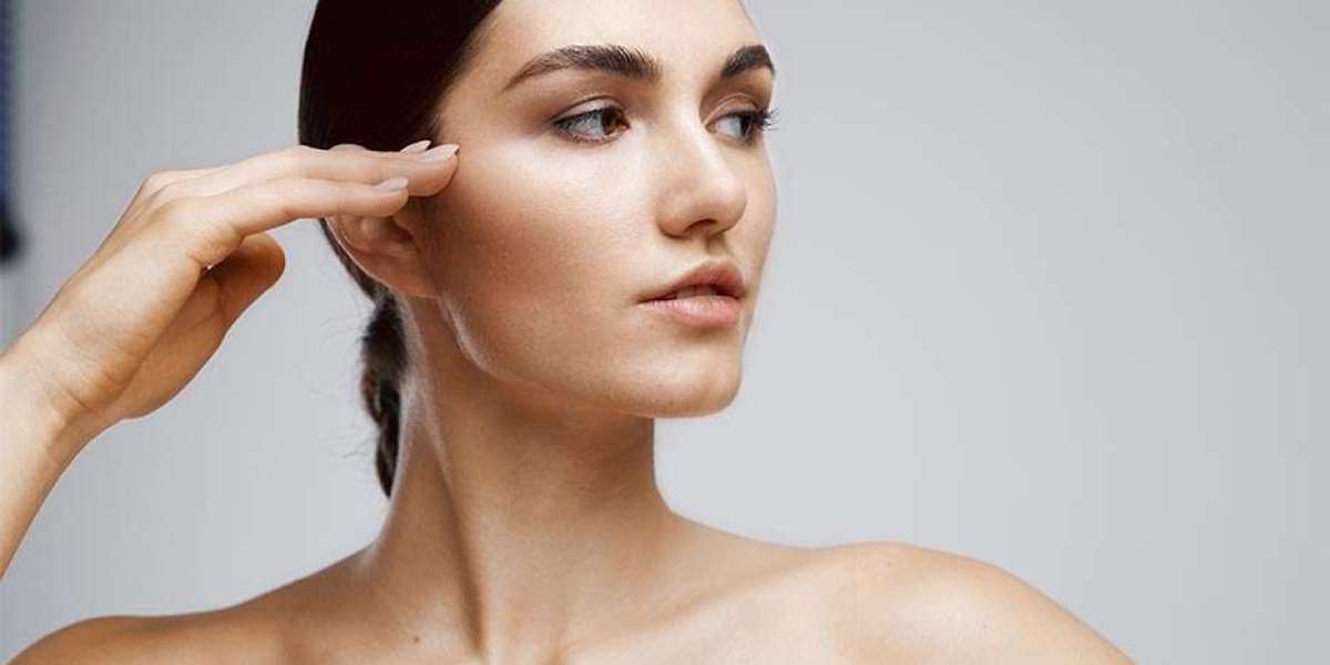 Brow Lift in London: How Can Treatment Be Tailored to Individual Facial Structure?