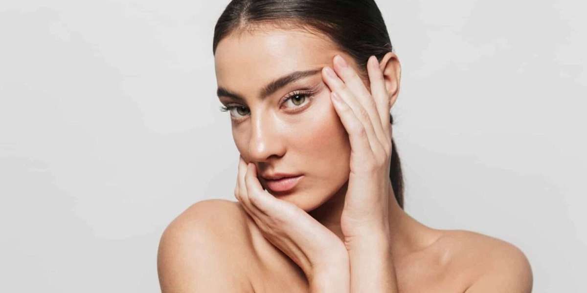 Blepharoplasty in Dubai: Refreshing the Appearance of the Eyes