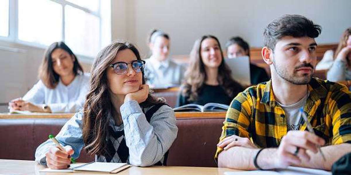 Best CLAT Coaching in Delhi with Updated Study Materials, Practice Tests, Experienced Faculty