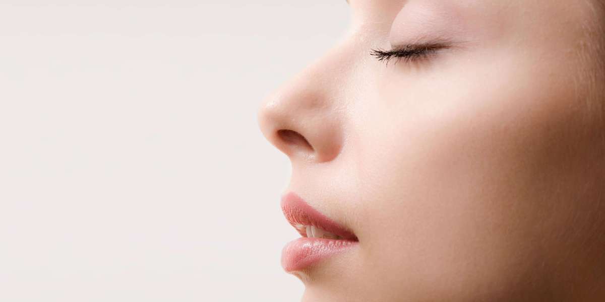 Rhinoplasty Dubai: What Nose Features Can Be Addressed During Surgery?